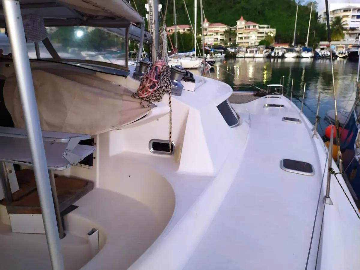 Imagine972 Martinique Bateau Hotel A Quai Le Marin 3 Cabines 3 Salles De Bains 6 Pers Maxi Botel
